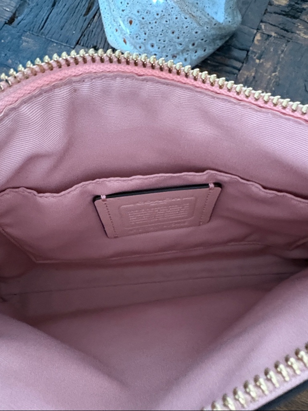 COACH Blush Pink Leather Crossbody with Gold Hardware - Picture 3 of 6